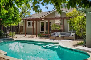 18967 Palo Oaks Ct, Saratoga, CA 95070 - Photo 35