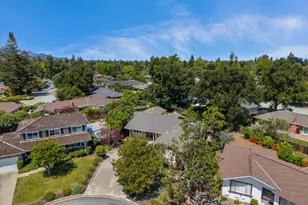 18967 Palo Oaks Ct, Saratoga, CA 95070 - Photo 49