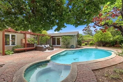 18967 Palo Oaks Ct, Saratoga, CA 95070 - Photo 41