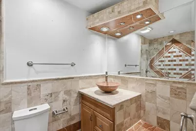 10 Hillview Ct, San Francisco, CA 94124 - Photo 19