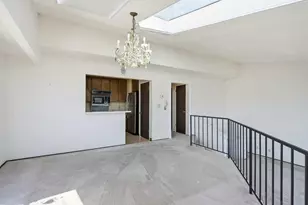 10 Hillview Ct, San Francisco, CA 94124 - Photo 13