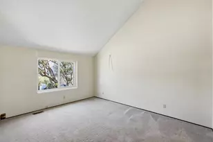 10 Hillview Ct, San Francisco, CA 94124 - Photo 21