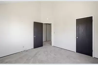 10 Hillview Ct, San Francisco, CA 94124 - Photo 25