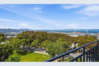 10 Hillview Ct, San Francisco, CA 94124 - Photo 35