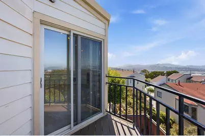 10 Hillview Ct, San Francisco, CA 94124 - Photo 37