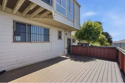 10 Hillview Ct, San Francisco, CA 94124 - Photo 41