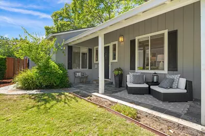 991 Lincoln Ave, Palo Alto, CA 94301 - Photo 1