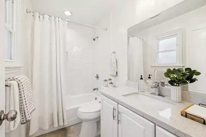 905 Rose Ct, Burlingame, CA 94010 - Photo 17