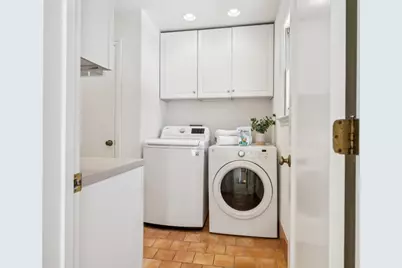 905 Rose Ct, Burlingame, CA 94010 - Photo 25