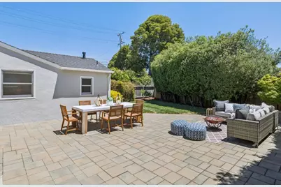 905 Rose Ct, Burlingame, CA 94010 - Photo 29