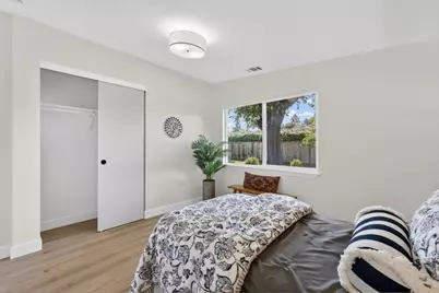 944 White Dr, Santa Clara, CA 95051 - Photo 25