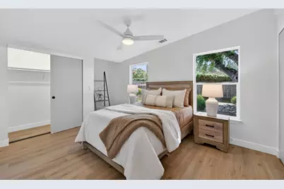 944 White Dr, Santa Clara, CA 95051 - Photo 19
