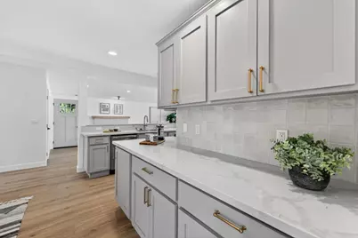 944 White Dr, Santa Clara, CA 95051 - Photo 13