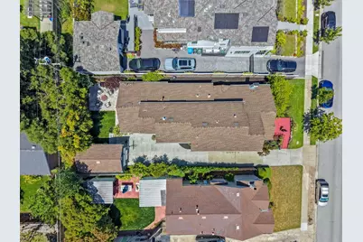 1361 Vancouver Ave, Burlingame, CA 94010 - Photo 49