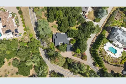 27500 Elena Rd, Los Altos Hills, CA 94022 - Photo 47