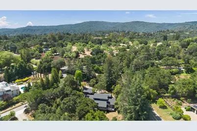 27500 Elena Rd, Los Altos Hills, CA 94022 - Photo 49