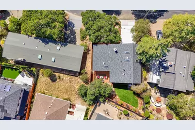 2521 Carmelita Ave, Belmont, CA 94002 - Photo 69