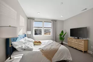 1303 Antonella Pl, Hayward, CA 94541 - Photo 21