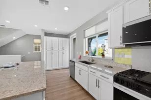 1303 Antonella Pl, Hayward, CA 94541 - Photo 15