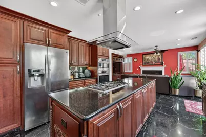34237 Torrey Pine Ln, Union City, CA 94587 - Photo 13