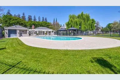 1741 Parkview Green Cir, San Jose, CA 95131 - Photo 75