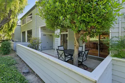 1741 Parkview Green Cir, San Jose, CA 95131 - Photo 45