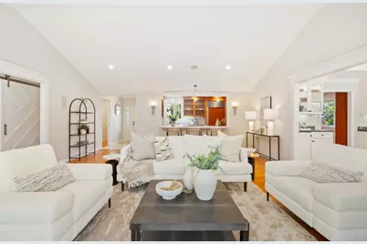 640 Derby Ct, Sunnyvale, CA 94087 - Photo 11