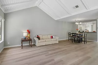 6139 Montgomery Pl, San Jose, CA 95135 - Photo 9