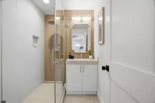 218 N Murphy Ave, Sunnyvale, CA 94086 - Photo 13