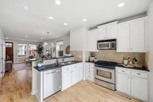 302 Creekside Village Dr, Los Gatos, CA 95032 - Photo 13