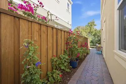 302 Creekside Village Dr, Los Gatos, CA 95032 - Photo 37