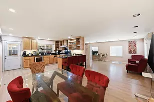 1085 Tasman Dr 861, Sunnyvale, CA 94089 - Photo 11