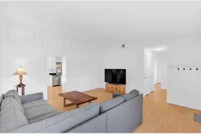 2876 White Acres Dr, San Jose, CA 95148 - Photo 5
