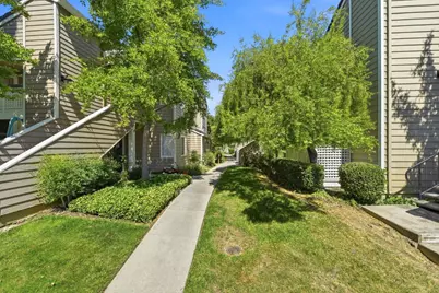 5928 Bridgeport Lake Way, San Jose, CA 95123 - Photo 23