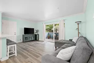 41 Grandview St 1402, Santa Cruz, CA 95060 - Photo 5