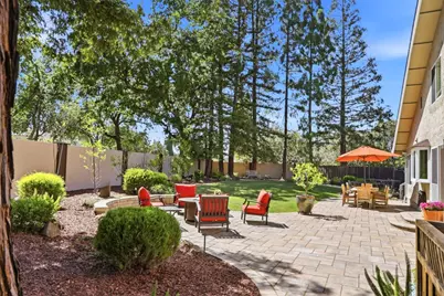 2392 Rupert Dr, San Jose, CA 95124 - Photo 59