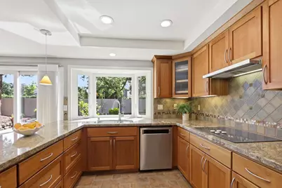 2392 Rupert Dr, San Jose, CA 95124 - Photo 15