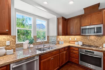 535 Holthouse Ter, Sunnyvale, CA 94087 - Photo 11