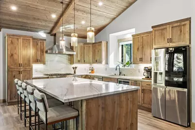 2366 Highlands Dr, South Lake Tahoe, CA 96150 - Photo 7