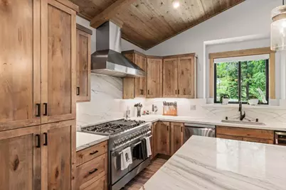 2366 Highlands Dr, South Lake Tahoe, CA 96150 - Photo 47