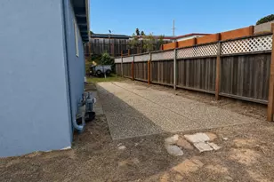 2050 Lassen St, Seaside, CA 93955 - Photo 3