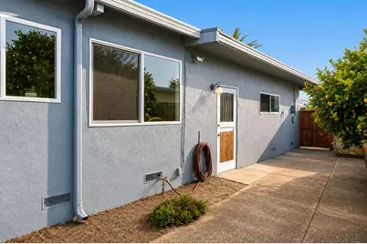 2050 Lassen St, Seaside, CA 93955 - Photo 11