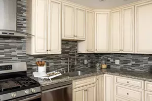 111 F St, Redwood City, CA 94063 - Photo 11