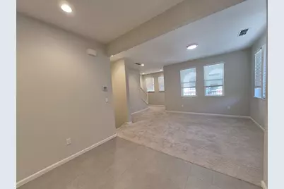 97 Montecito Vista Dr 8, San Jose, CA 95111 - Photo 13