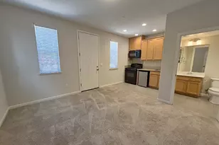 97 Montecito Vista Dr 8, San Jose, CA 95111 - Photo 7