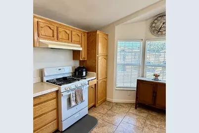 1200 W Winton Ave 29, Hayward, CA 94545 - Photo 5