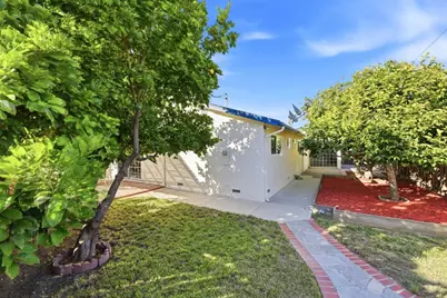1825 Blue Spruce Ct, Milpitas, CA 95035 - Photo 25