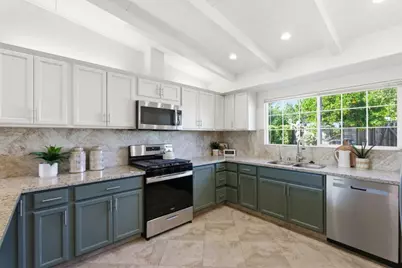 10130 Lyndale Ave, San Jose, CA 95127 - Photo 5