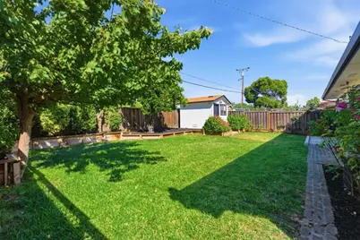 10130 Lyndale Ave, San Jose, CA 95127 - Photo 13