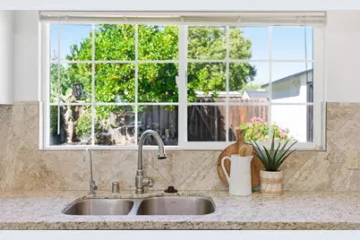 10130 Lyndale Ave, San Jose, CA 95127 - Photo 19